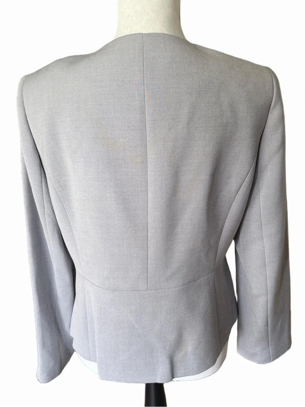 Tahari Arthur S. Levine Gray Tailored Blazer & Skirt Set | Petite Size 10 - Picture 2 of 9
